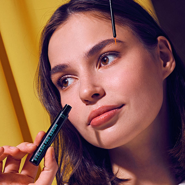 Сыворотка - активатор роста ресниц EYELASH PRO SERUM