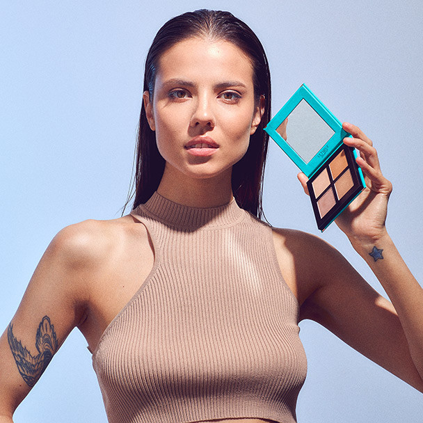Палетка для моделирования лица GLOW AND SCULPT FACE PALETTE
