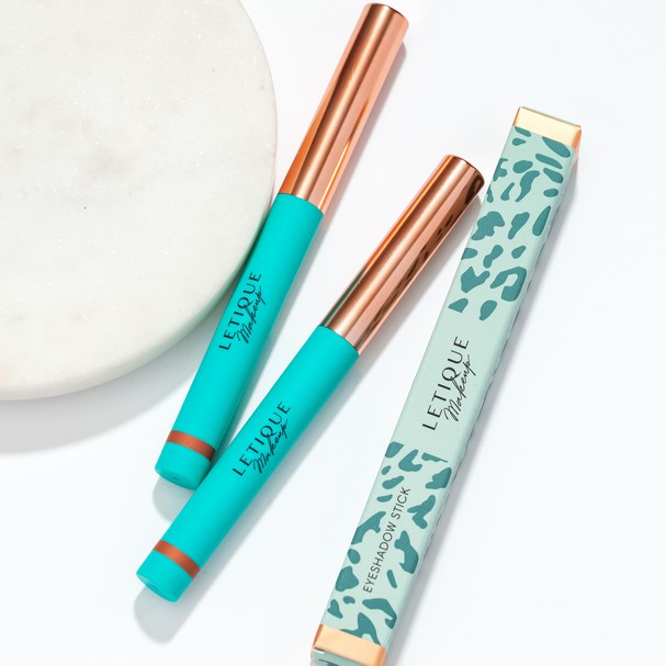 Тени-карандаш для глаз EYESHADOW STICK, тон Spicey cinnamon